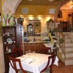 Restaurant for Sale in Palma Old Town – Leasehold (Traspaso) – Character Property with Charm!