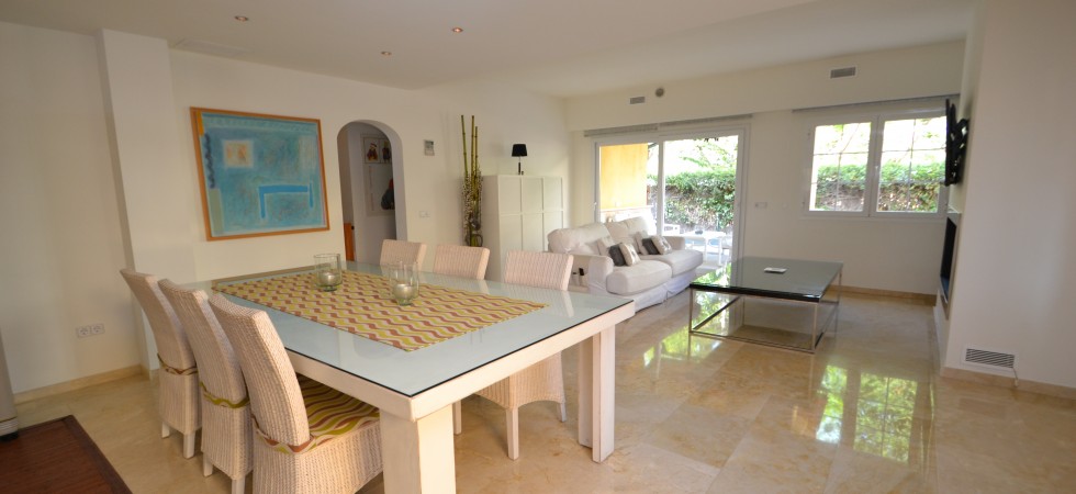 For Sale – Modern Chalet in Palma Nova Close to the Beach