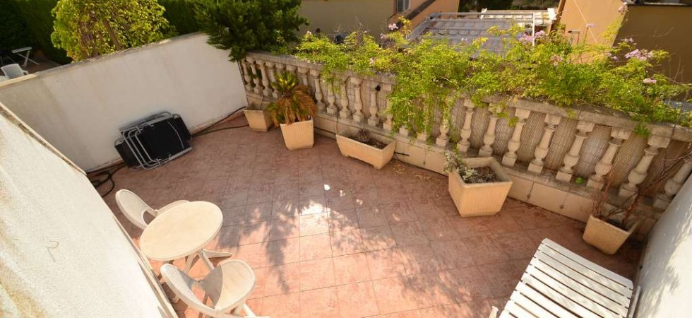 For Sale – Split level listing in Santa Ponsa with Mountain Views