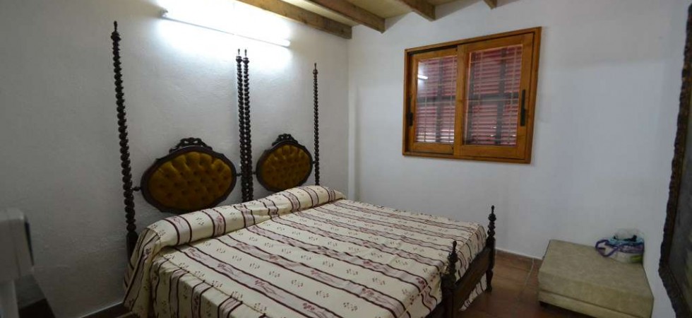 For Sale – Country House in Paguera with Beautiful Views – With Potential to Extend – Price Reduced!
