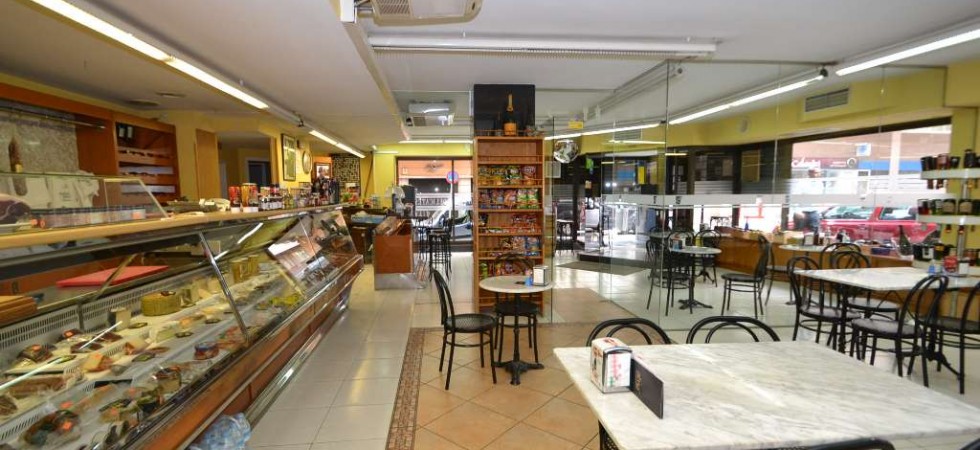 Cafeteria and Delicatessen For Sale in Palma – Leasehold (Traspaso) – Price Reduced!