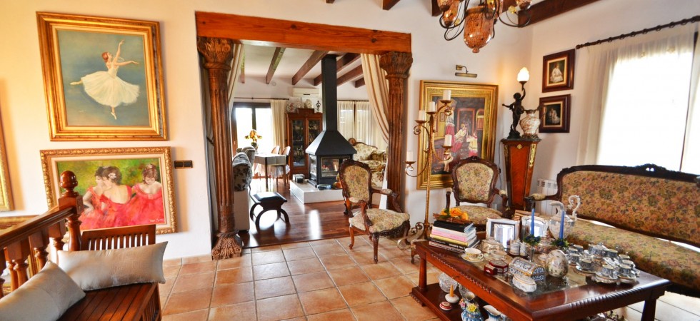 Luxury Countryside Finca for Sale in Sencelles Mallorca with Seperate Annexe