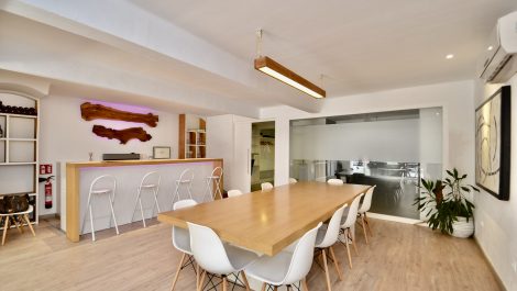 Commercial Property for Sale in Santa Catalina Palma with Cookery School and Private Catering Licence – Traspaso