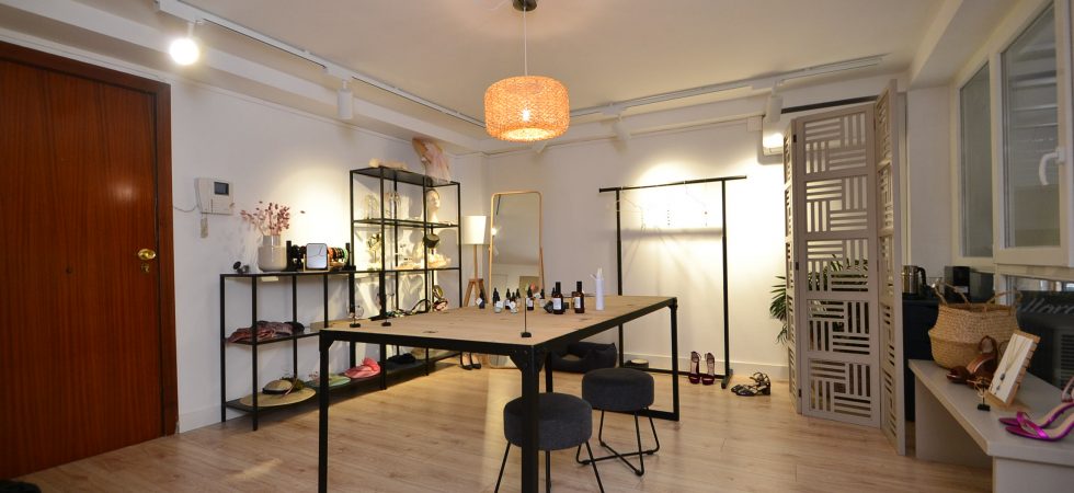 Beauty Salon or Office Space on Avenida Jaime III Palma – Prime location!!  Leasehold/Traspaso