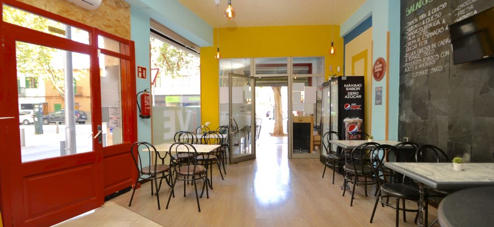 Bar Cafeteria for Sale in Arxiduc Palma City – Leasehold (Traspaso)