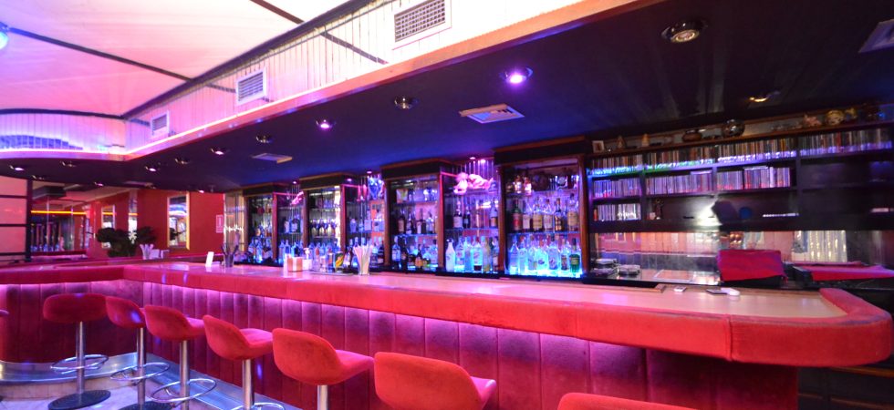Bar with Music Licence for Sale in Palma Mallorca – Freehold